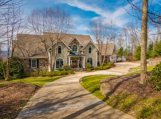 162 Maggie Blf, Lookout Mountain, GA 30750
