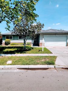 1174 E San Ramon Ave, Fresno, CA, 93710