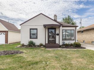 1303 Dartmoor Ave, Parma, OH
