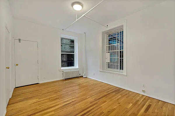 Rented by Compass | media 5