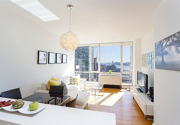 3rd image of 635 W 42nd St APT 20L