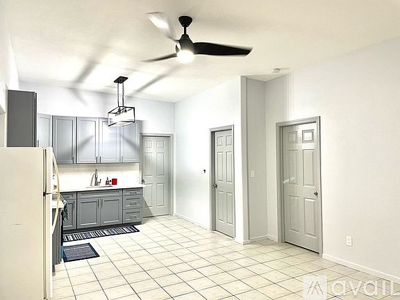 5th image of 822A Lehua Ave