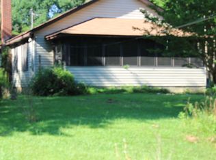 6209 Lights Ferry Rd, Flowery Branch, GA 30542