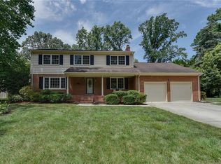 821 Sheraton Dr, Virginia Beach, VA 23452