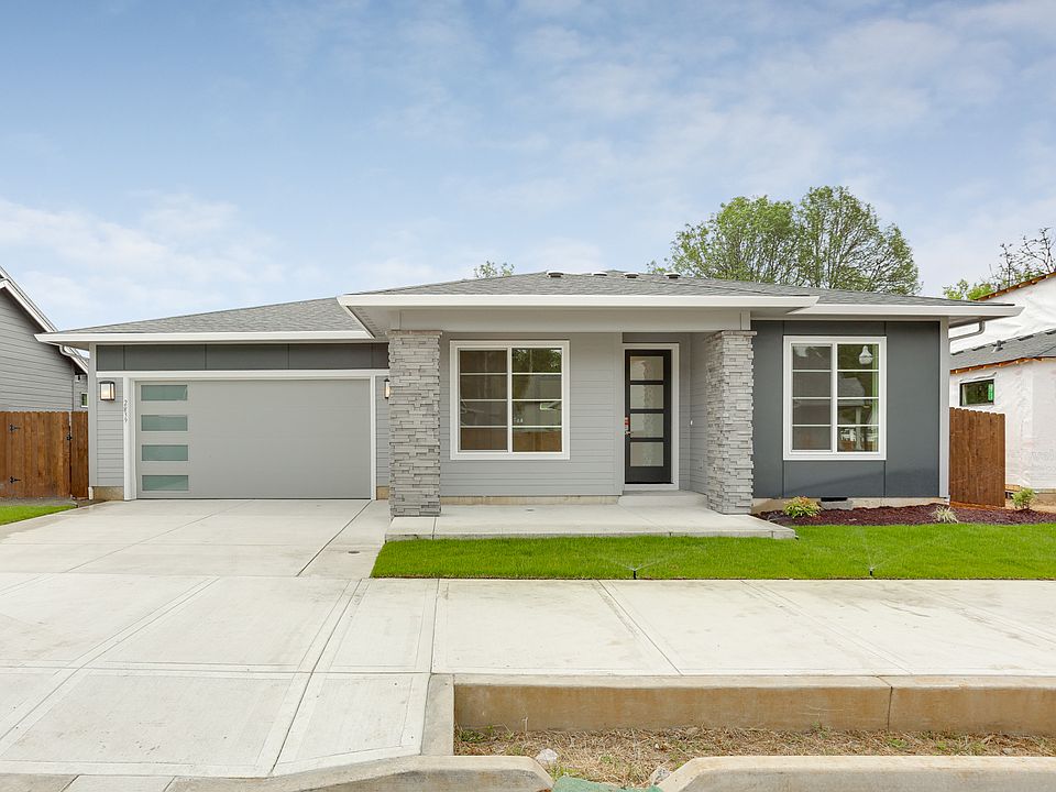 1st image of 2839 SE 20th Ave