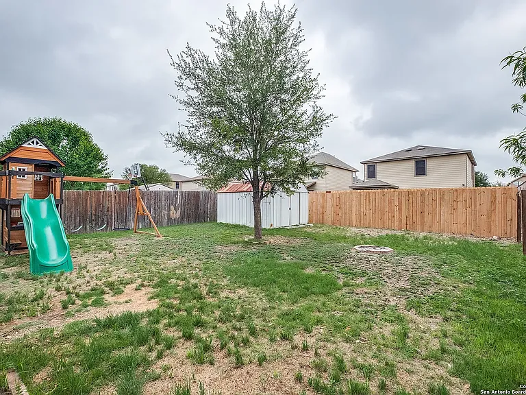 9819 Placid Bay — Photo 4