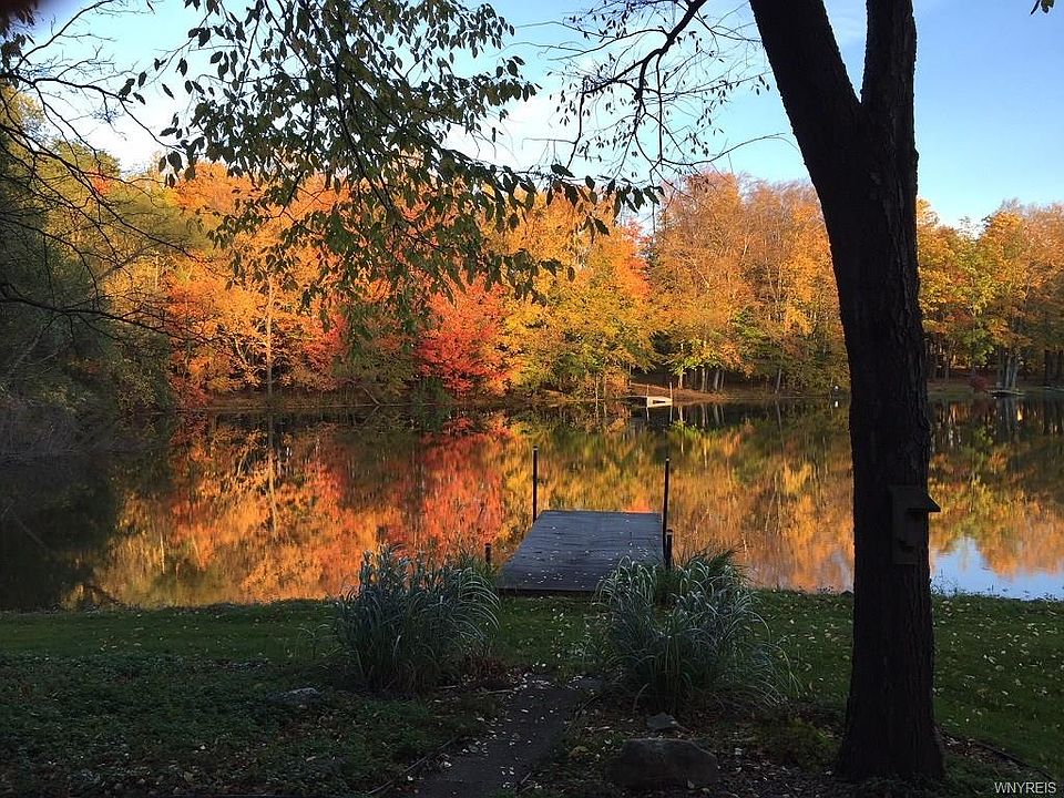 2nd image of 81 Little Lake Rd