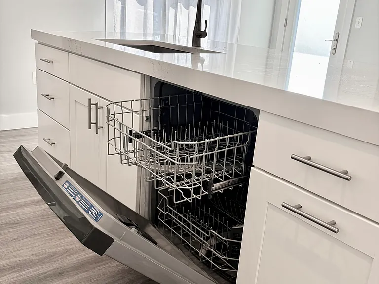 151 Hancock St #16 — Photo 7