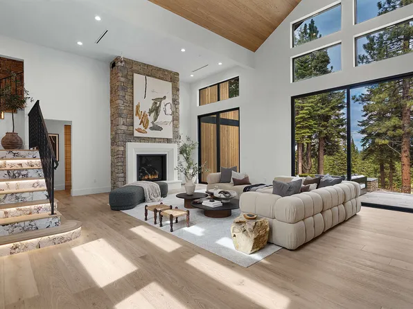 9348 Ninebark Rd, Truckee, CA 96161