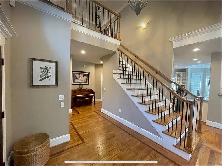 210 Brooks Dr — Photo 13