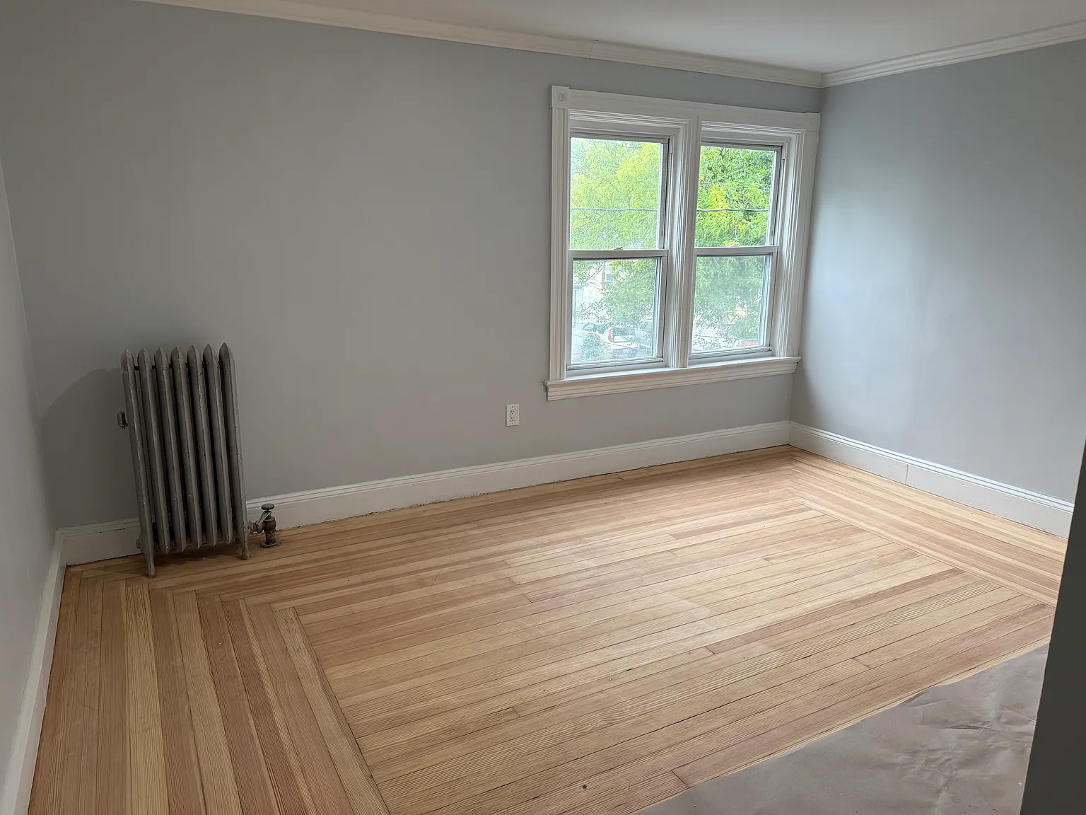 4 bed, 2000 sqft, $3,300 — Photo 2