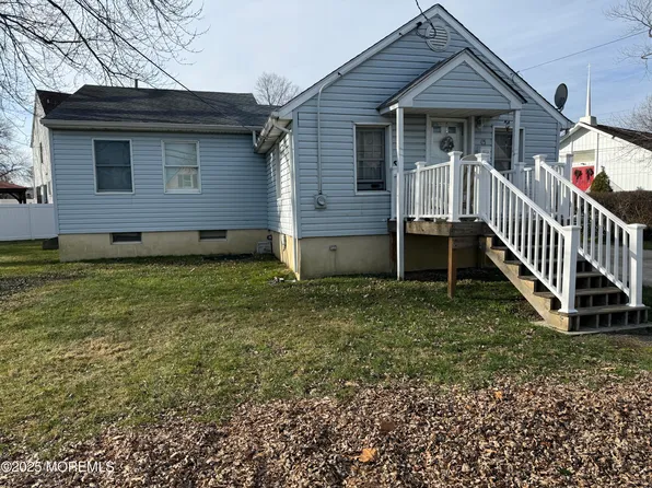 45 Bayview Street, Cliffwood, NJ 07721