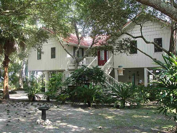 4th image of 39 Shoreline Dr