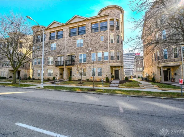 118 W Monument Ave, Dayton, OH 45402