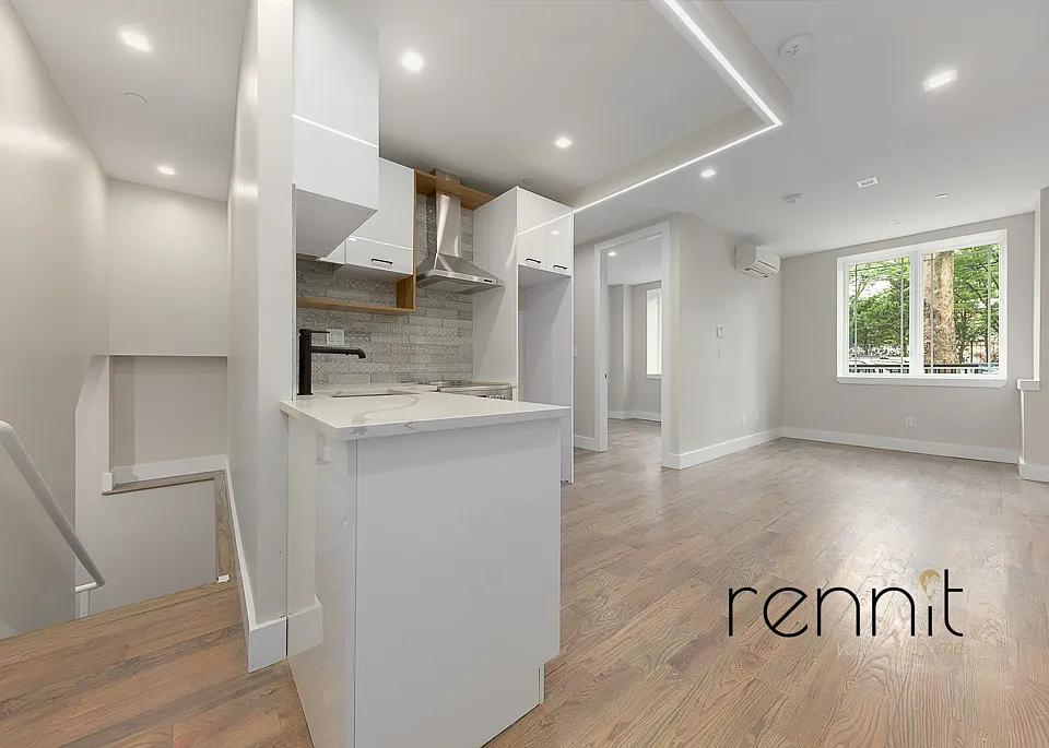 593 Rutland Rd #1F