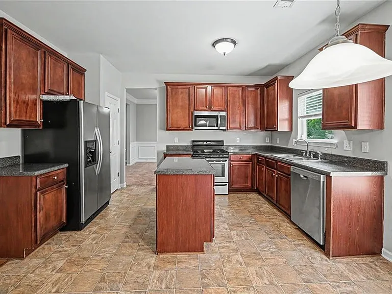 1230 Grey Rock Way — Photo 6