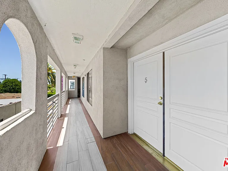 6815 Baird Ave #5 — Photo 5