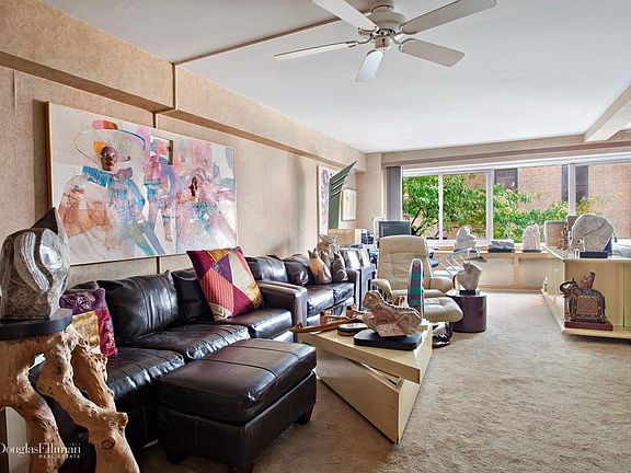 3rd image of 238 E 55th St #5G