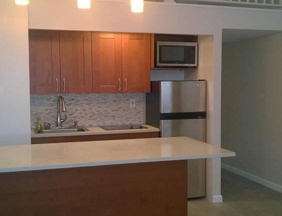 3rd image of 350 E 62nd St APT 1L