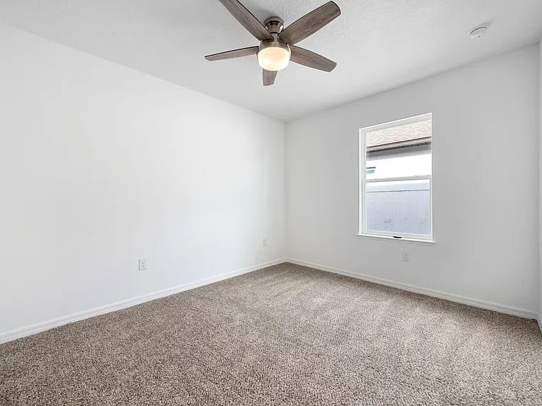 4819 Windy Hammock Way — Photo 24