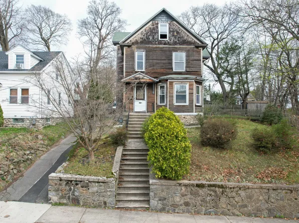 36 Marion Avenue, Waterbury, CT 06708