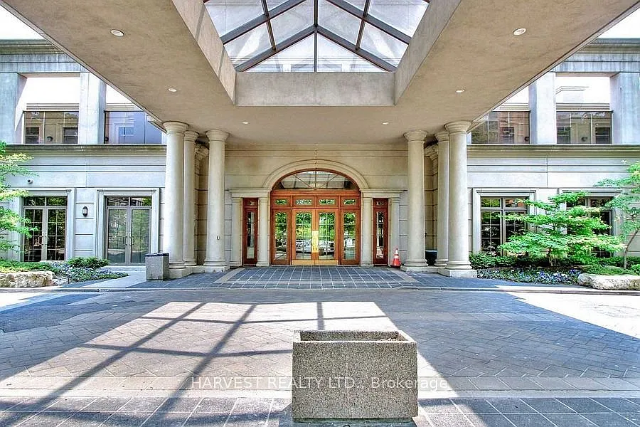 80 Harrison Garden Blvd — Photo 1