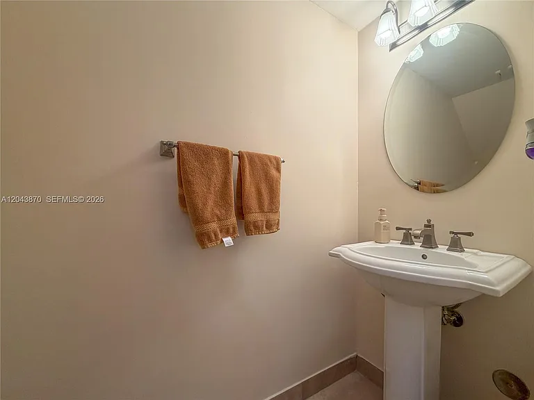 11415 Lakeview Dr #2-D — Photo 19