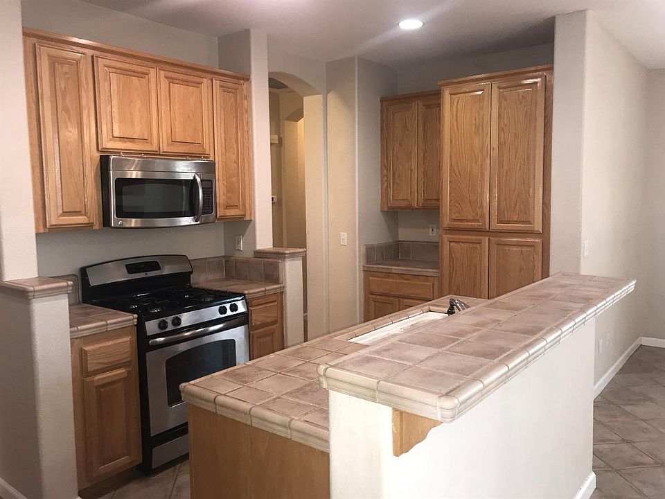 1st image of 2791 Chateau Montelena Way