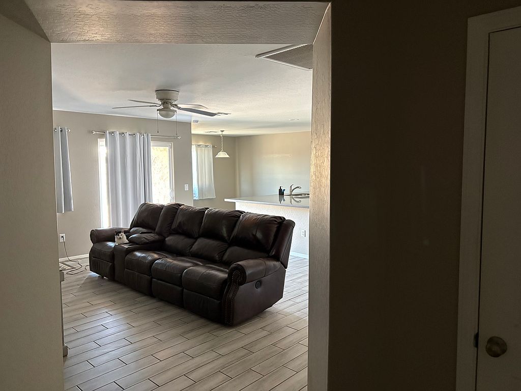 8301 W Coronado Dr - Property Image