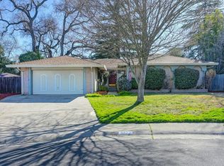 5322 Roundhill Ct, Fair Oaks, CA 95628