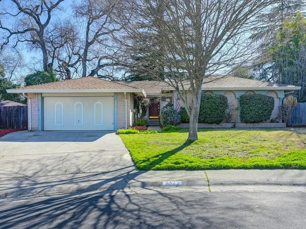 5322 Roundhill Ct, Fair Oaks, CA 95628