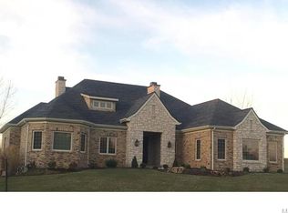 313 Forest Oaks Dr, Caseyville, IL 62232
