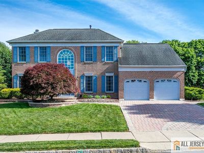 4 Dickinson Rd, Kendall Park, NJ, 08824