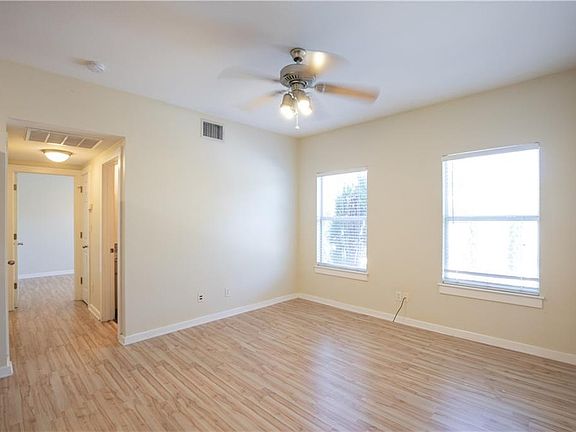2nd image of 2106 Cullen Ave APT 210
