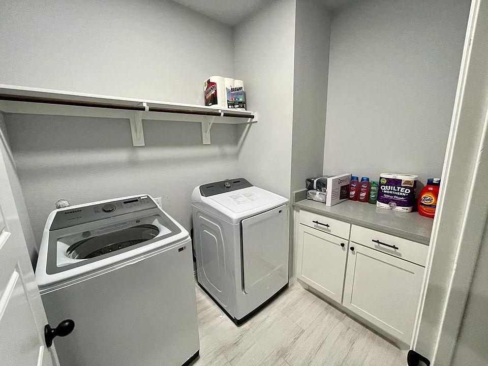 1st image of 3355 Bowles St