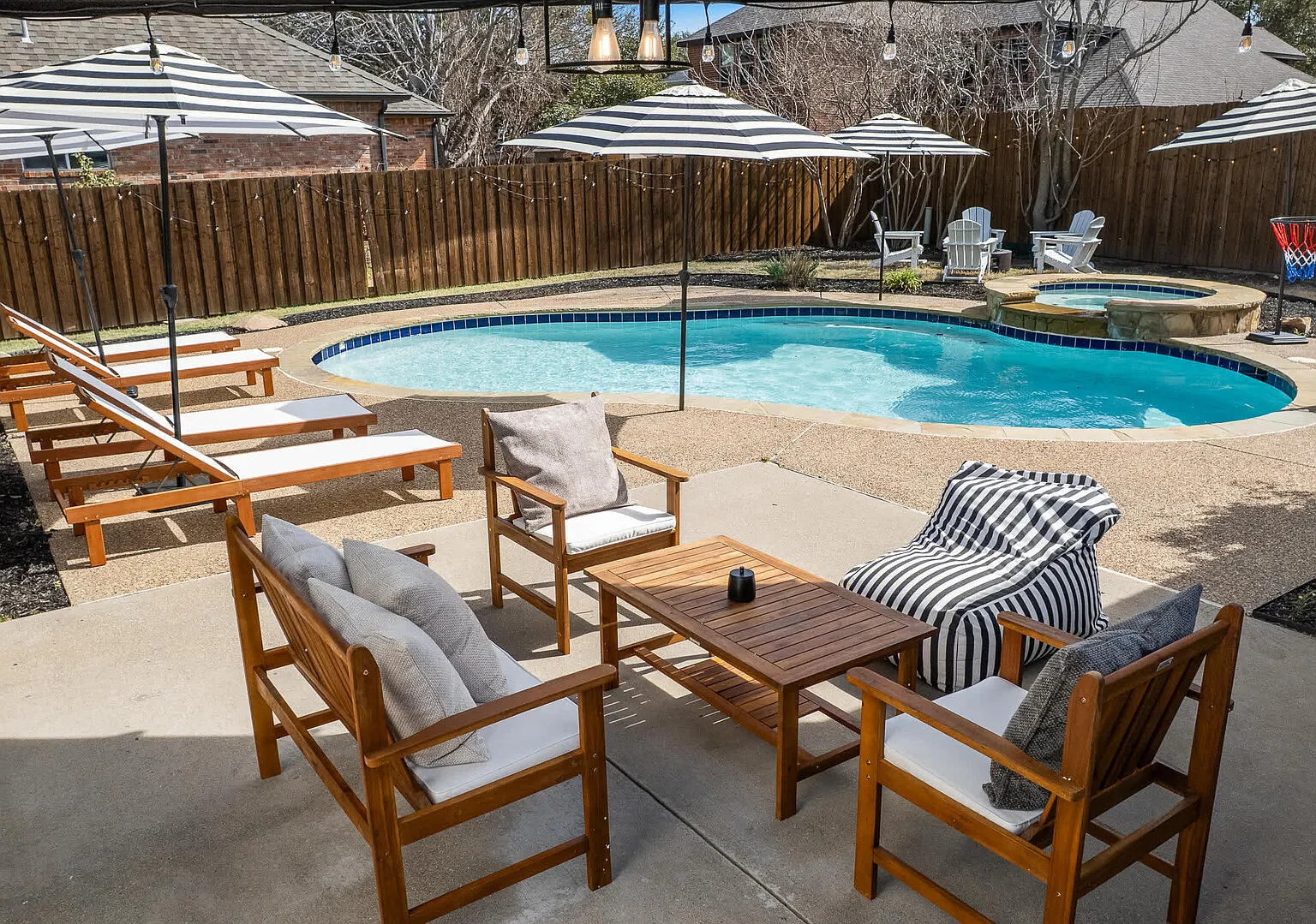 Overlook Ridge Dr — Photo 2