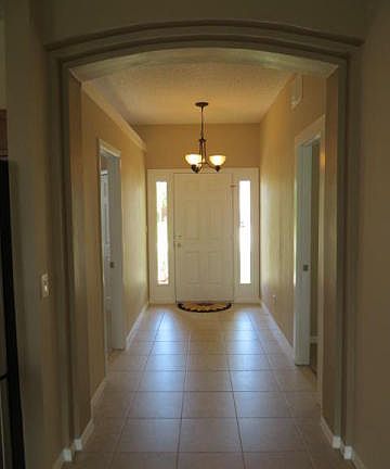 3rd image of 1331 SW Tadlock Ave