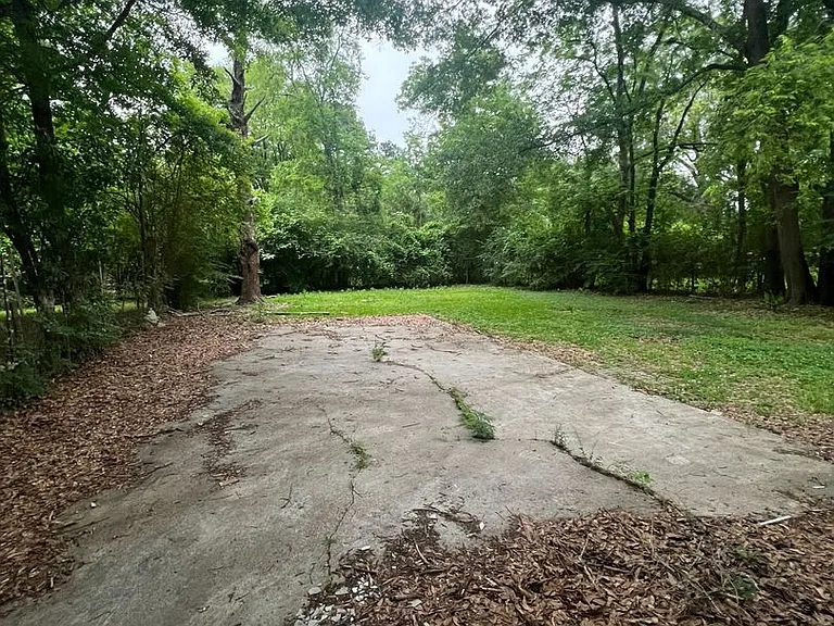 3718 Northbrook Dr — Photo 11