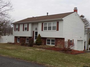 20 Corliss Ave, Rensselaer, NY 12144