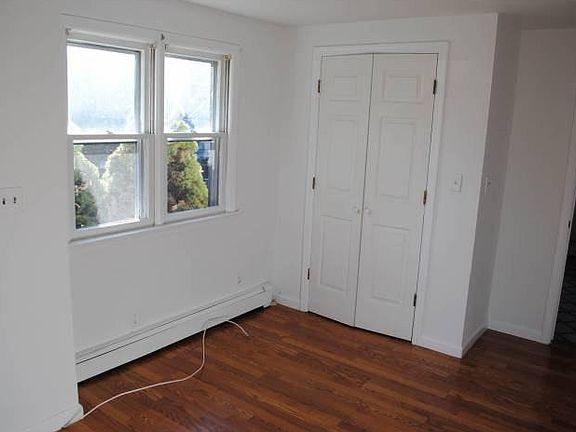 Bedroom 1 - 2 closets