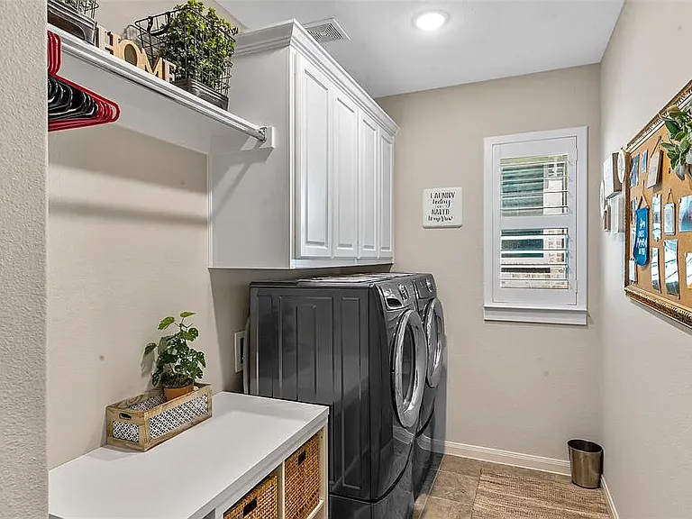 1266 Ocean Breeze Dr — Photo 10