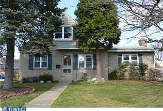 1st image of 211 W Reamer Ave