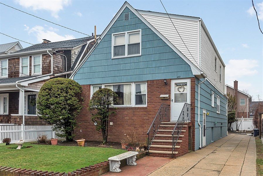 1st image of 431 Beach 121st St