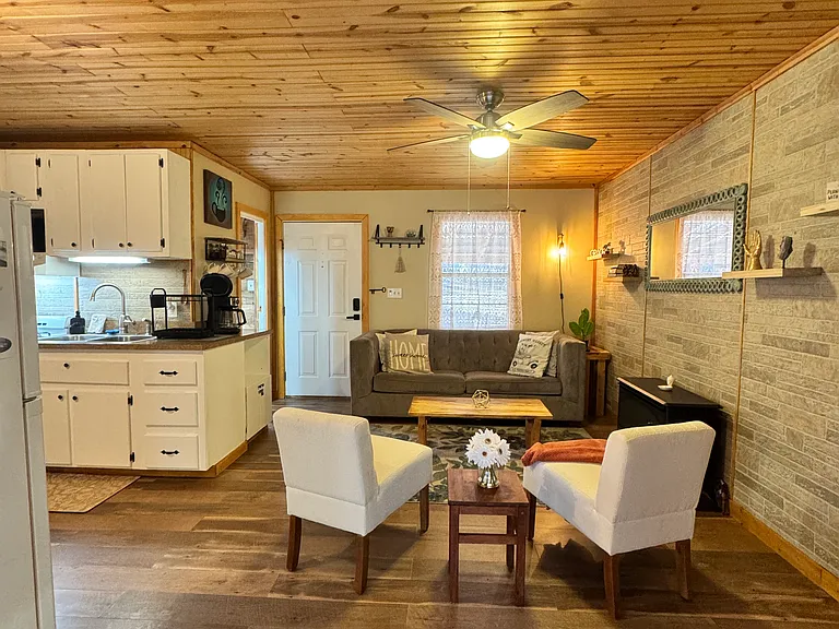 338 Honaker Rd — Photo 12