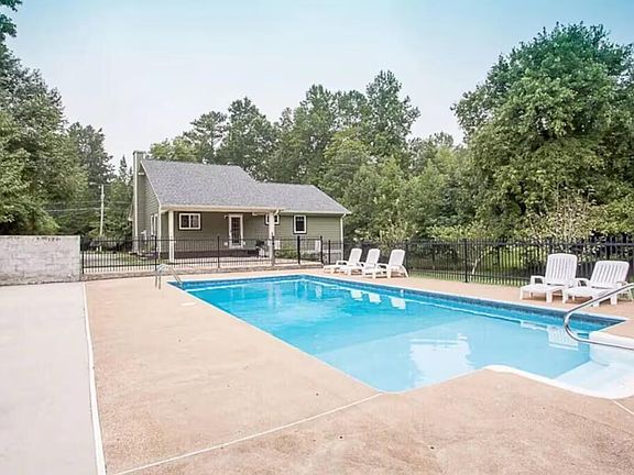 3rd image of 6229 Tallant Rd