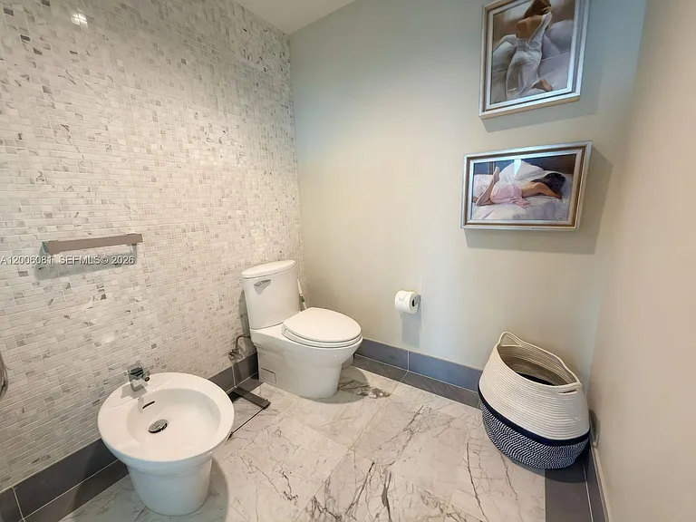 200 Biscayne Boulevard Way #4310 — Photo 18