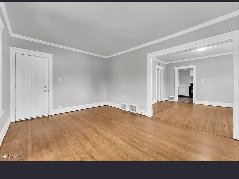 18715 Mohawk Ave #2 — Photo 5