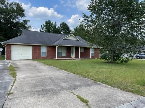110 Tempest Ln, Allenhurst, GA 31301