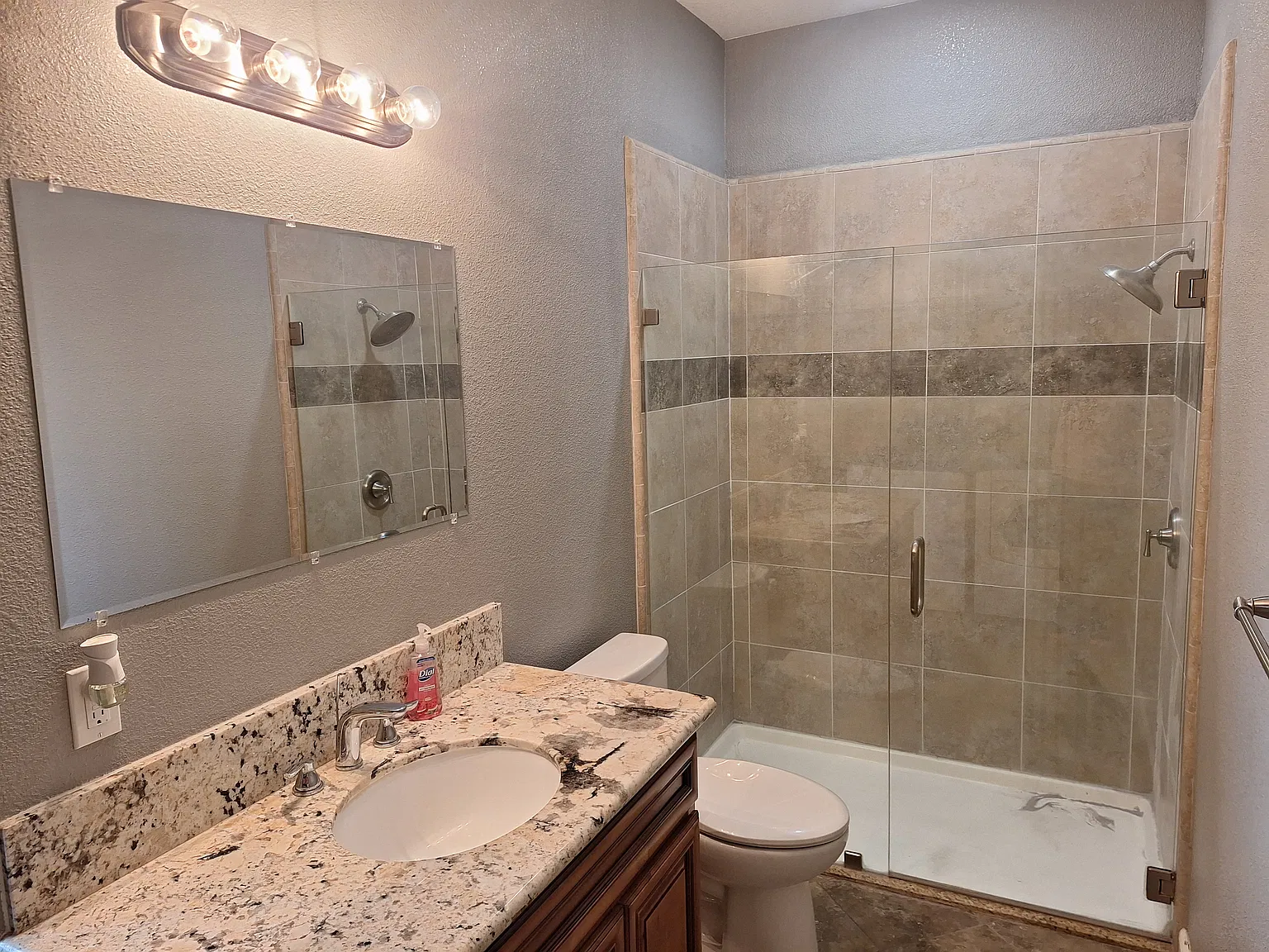 1 bed, 1937 sqft, $2,150 — Photo 4