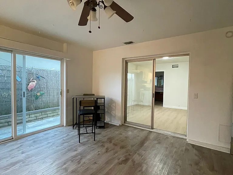 1300 Oak Ave #5 — Photo 10
